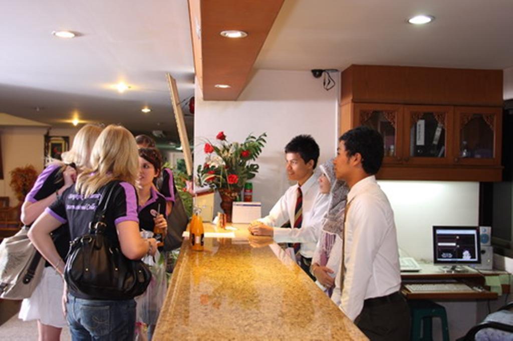 Js Tower Hotel Bangkok Exterior photo
